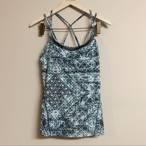 GAIAM Performance Tank top w/ built in bra
